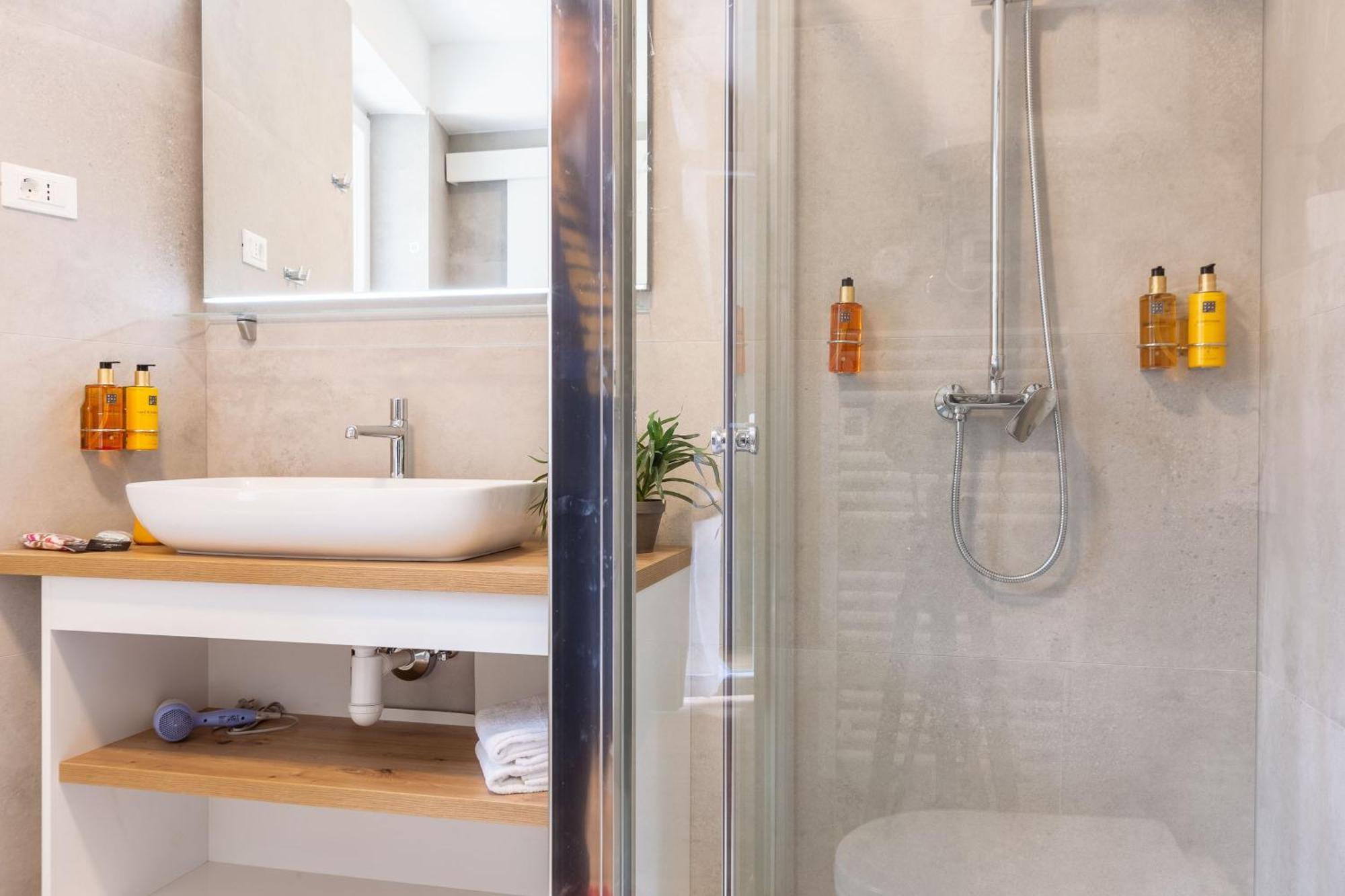 זאדאר 2M Exclusive Rooms מראה חיצוני תמונה