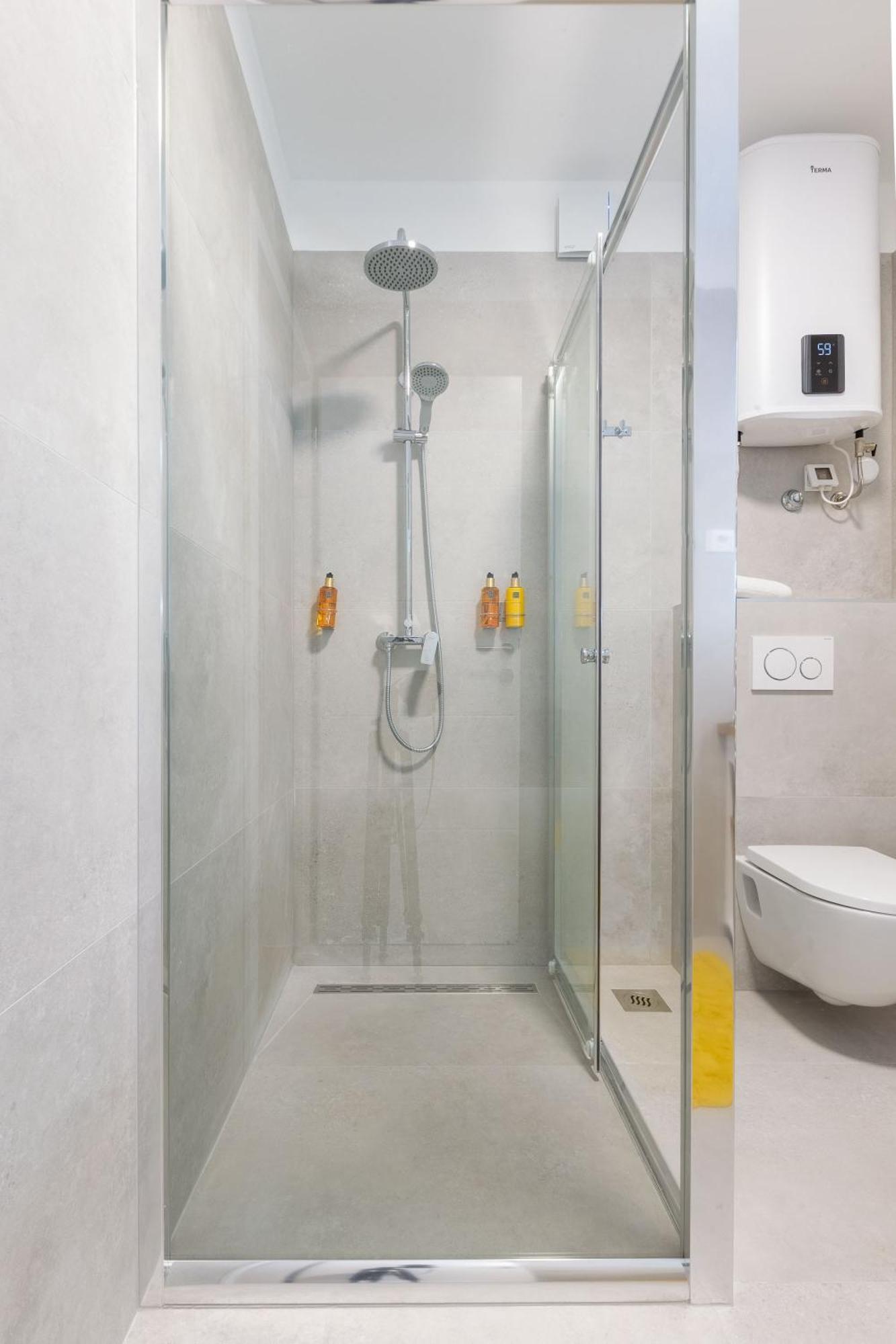 זאדאר 2M Exclusive Rooms מראה חיצוני תמונה